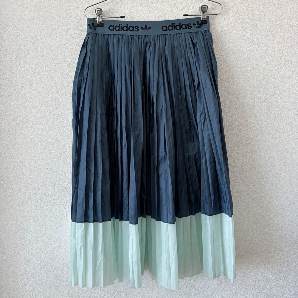 Adidas Originals Pleated Midi Skirt Women Medium Legacy Blue/Dash Green FU3757 - Picture 2 of 9
